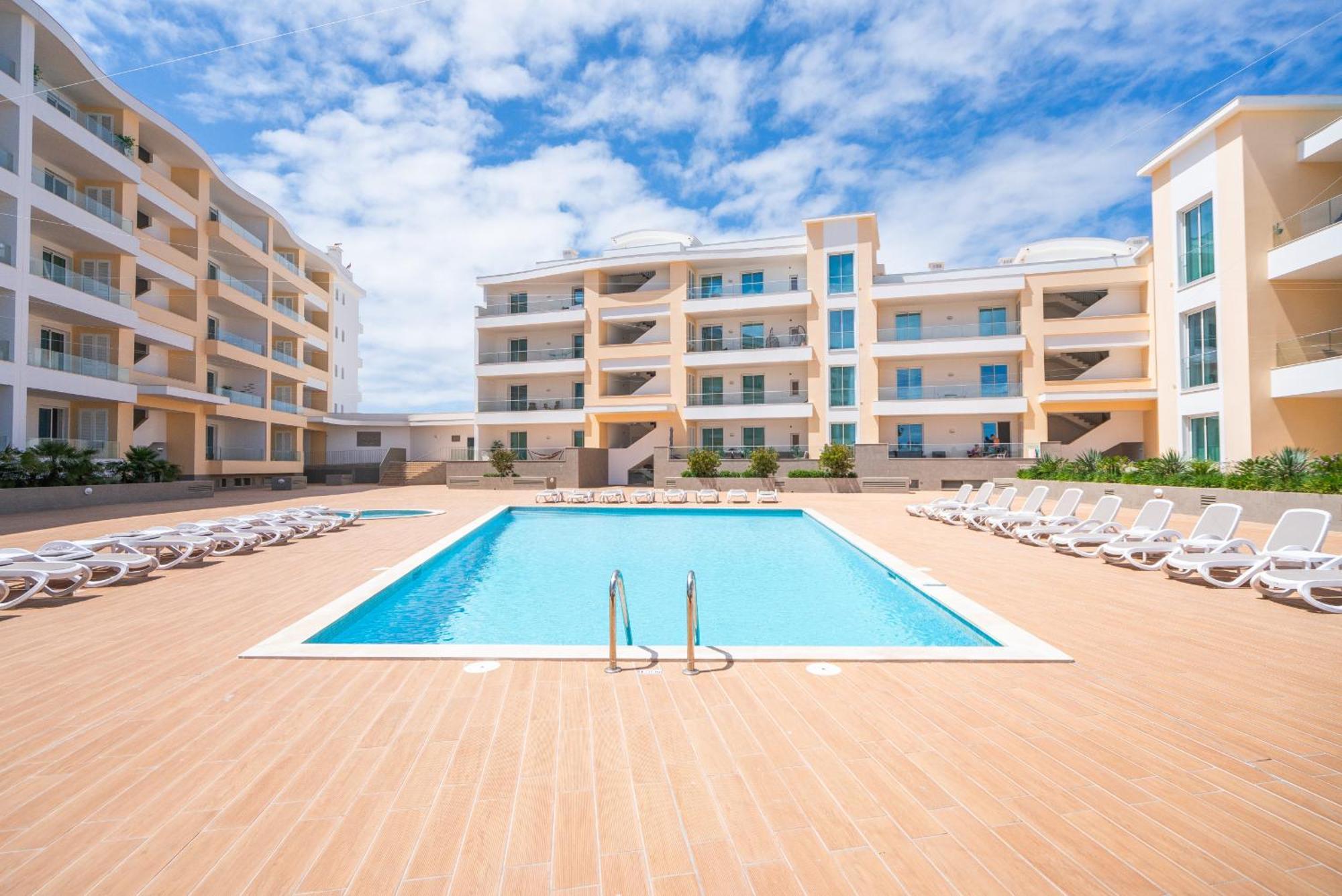 Apartment Marina View 4 With Pool By Homing